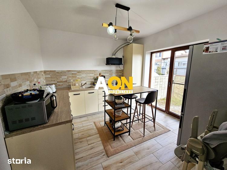 Casă cu 4 camere cu Teren 230 Mp în Lipoveni