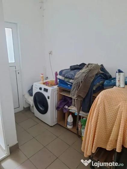 Spațiu comercial, de 950 mp, în Central