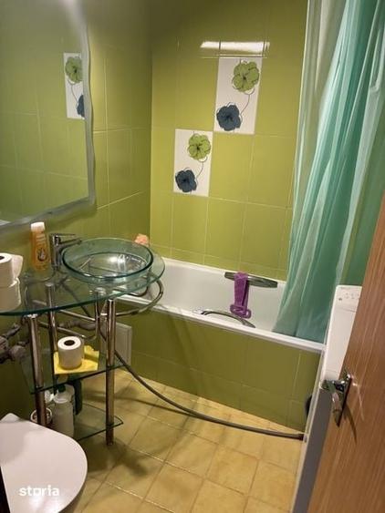 Vanzare apartament 2 camere langa statia metrou 1 Mai - 5