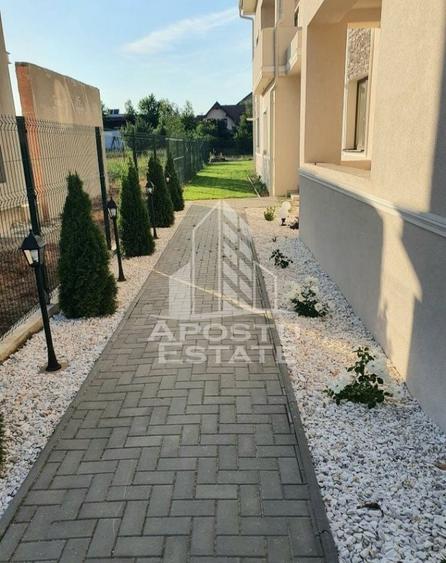 Apartament cu 2 camere decomandat în Aradului