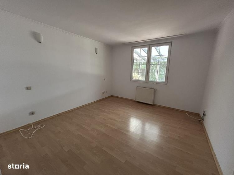 Resedinta 5 camere, cu Padure Privata, Paradisul Verde, teren 1735mp - 12