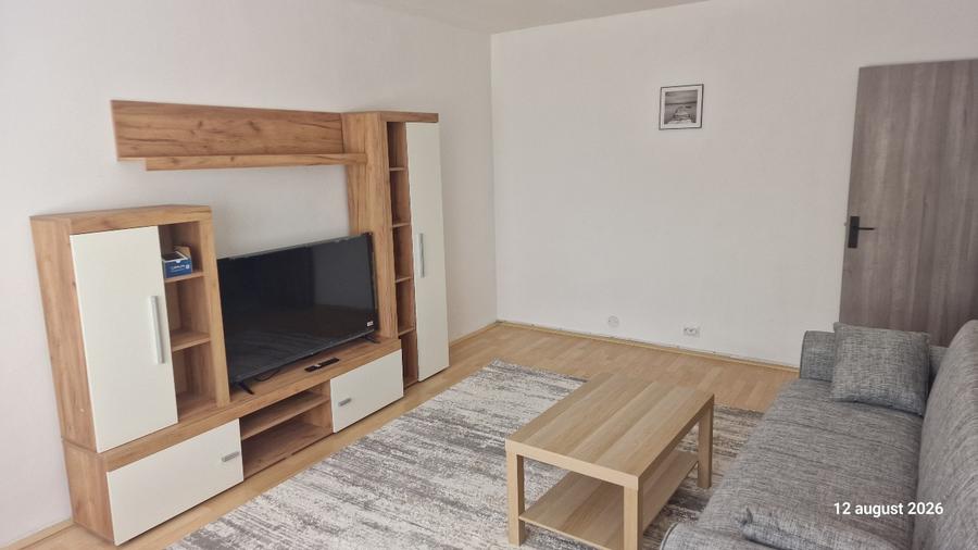 Apartament cu 2 camere decomandat în Rovine