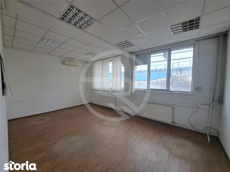 Spațiu comercial, de 1,500 mp, în Gruia