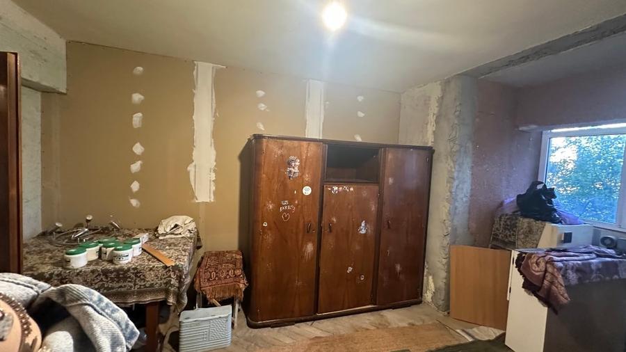 Apartament cu 3 camere nedecomandat în Sud-Est