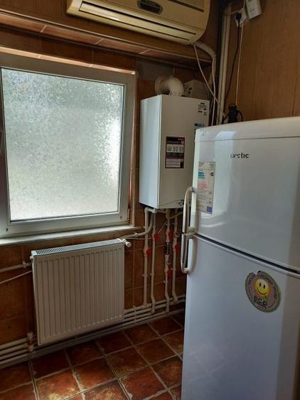 Apartament cu 2 camere decomandat în Brotăcei