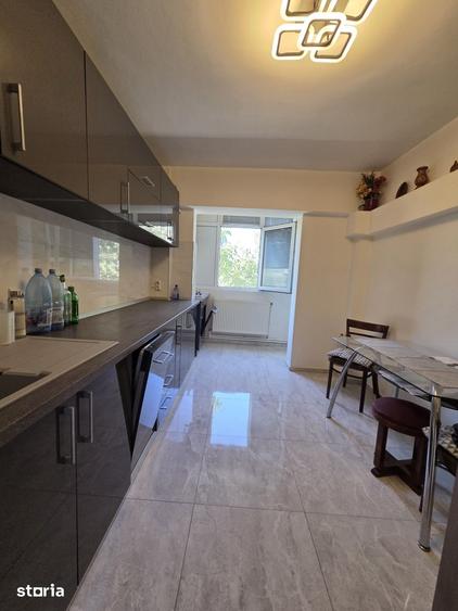 Apartament cu 3 camere în Gării