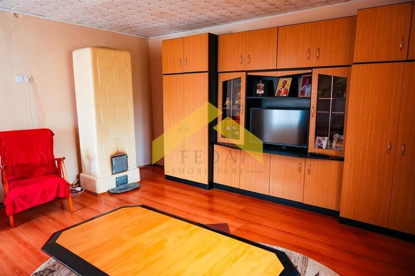 Casă individuală cu 3 camere cu Canalizare în Sânnicolau Mic