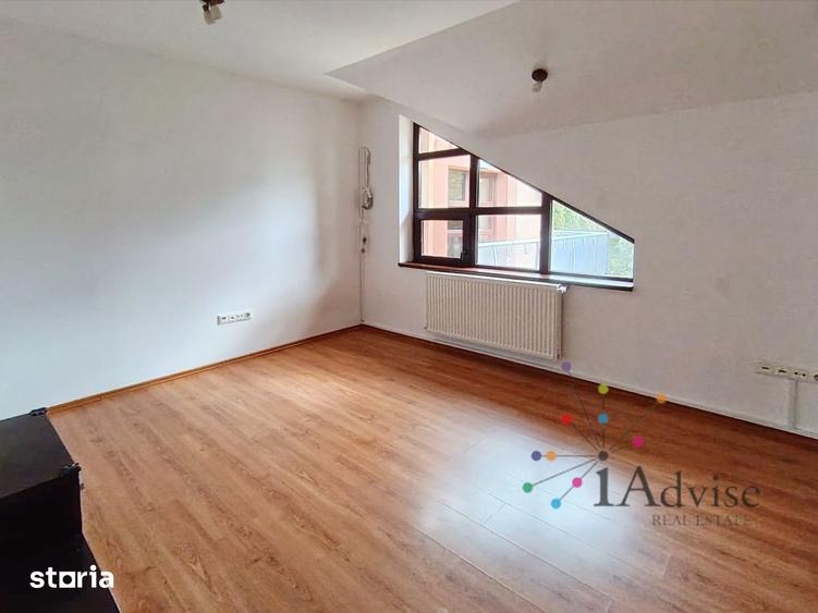 Spațiu comercial, de 240 mp, în Dârste