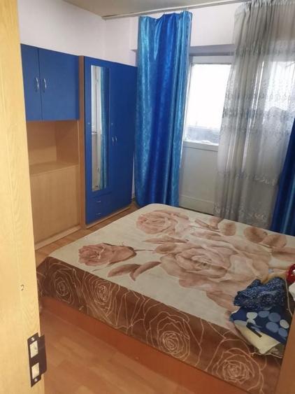 Apartament cu 2 camere decomandat în Micro 18
