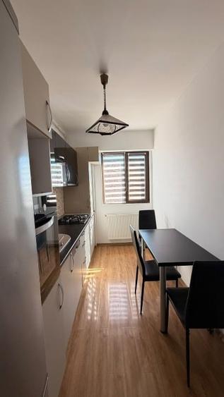 Apartament cu 2 camere decomandat, mobilat în Chitila