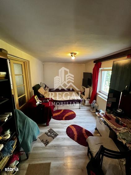 Casă cu 3 camere cu Teren 708 Mp în Central