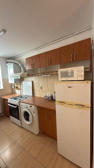 Apartament cu 2 camere decomandat în Zorilor