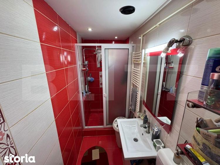 Apartament cu 2 camere în Micro 6