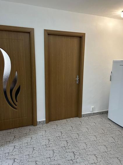 Apartament cu 4 camere în Crângași