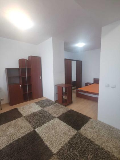Garsonieră decomandată în Drumul Taberei