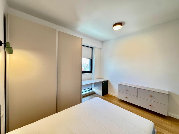 Apartament cu 2 camere semidecomandat, mobilat în Timpuri Noi