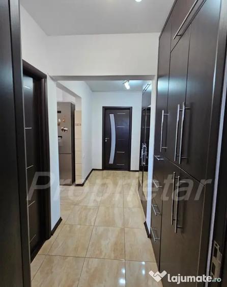 Apartament cu 2 camere decomandat, mobilat în CET
