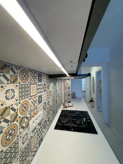 Apartament cu 2 camere decomandat în Calea Victoriei