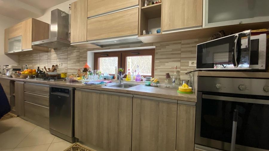 Casă individuală cu 5 camere cu Teren 1017 Mp în Bascov