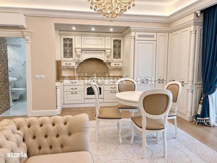 Apartament 3 camere de vanzare Centru - Sfantul Lazar