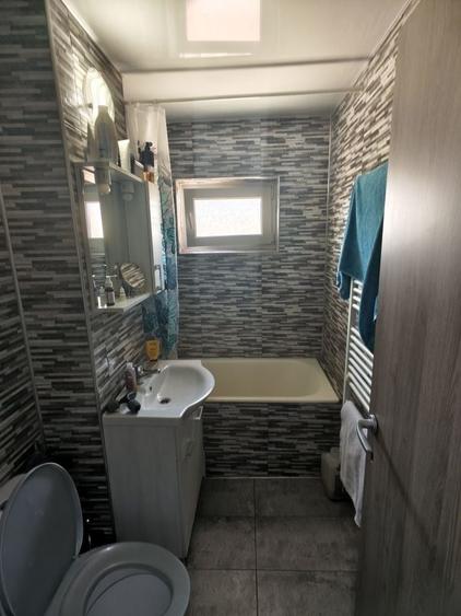 Apartament cu 2 camere decomandat în Comuna din Paris