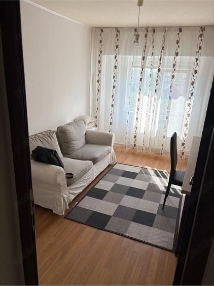 Apartament cu 3 camere decomandat în Gara