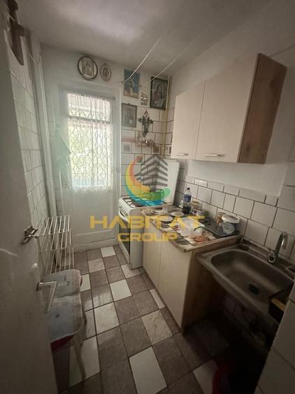 Apartament cu 2 camere semidecomandat în Berceni