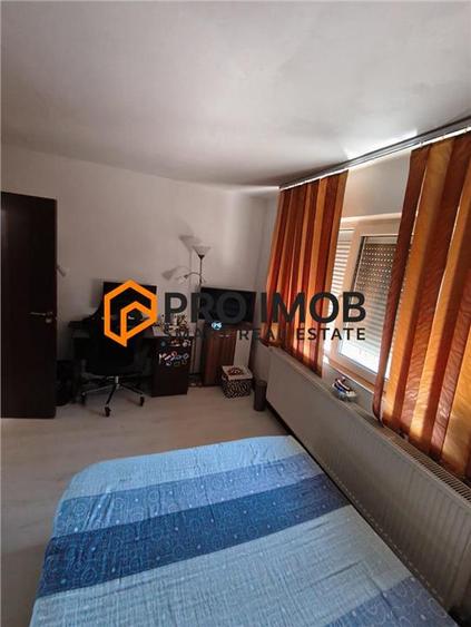 Apartament cu 2 camere decomandat, mobilat în Unirii Sud