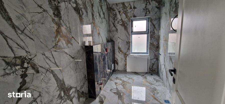 Casă cu 3 camere cu Teren 400 Mp în Bucium