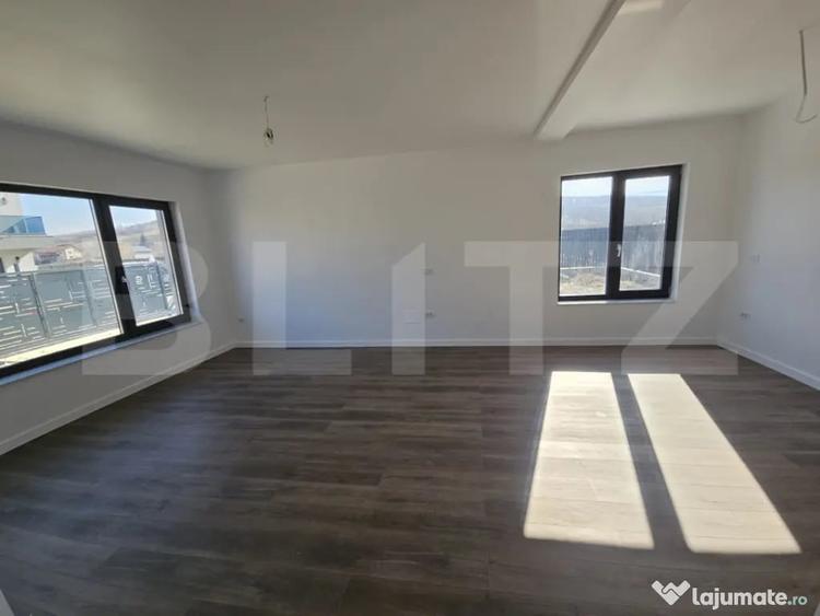 Vila de lux cu 4 camere in Tomesti - 14