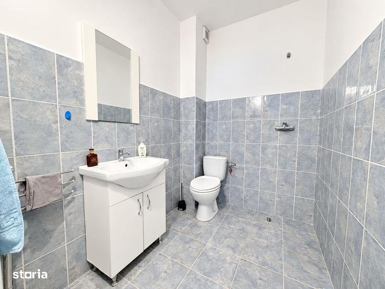 Casă cu 3 camere cu Teren 200 Mp în Central