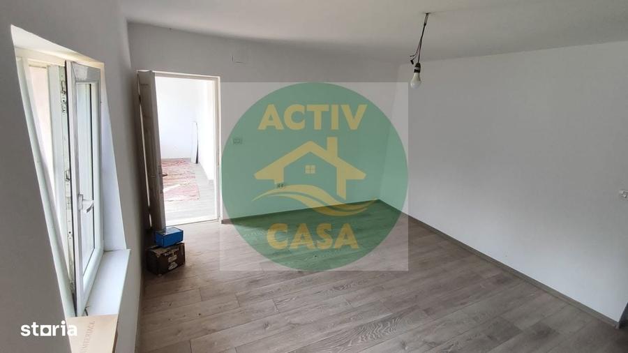Casă cu 3 camere în Hălăucești