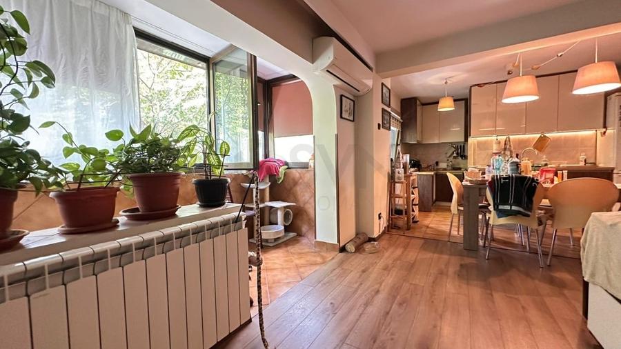 Apartament cu 4 camere semidecomandat în Alba Iulia