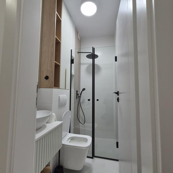 Apartament cu 3 camere decomandat în Dacia