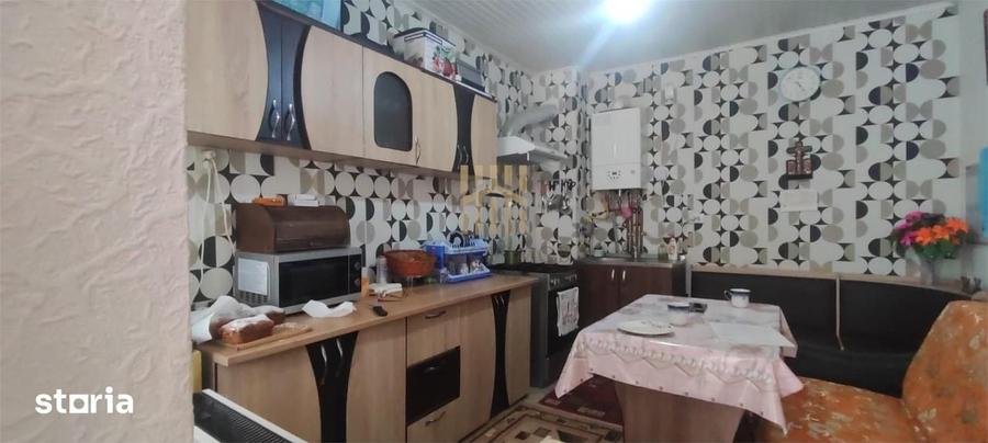 Casa cu livada de vanzare - 2