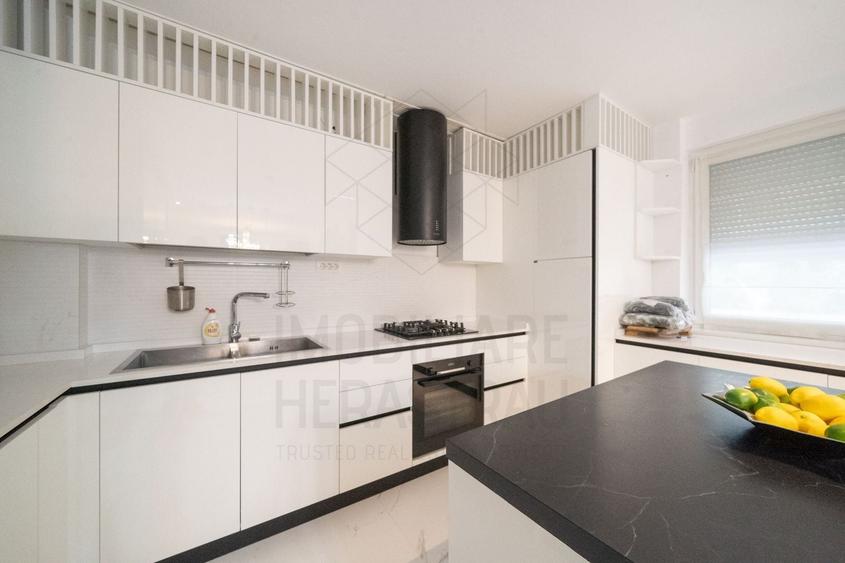 Apartament cu 5 camere decomandat, mobilat în Herăstrău