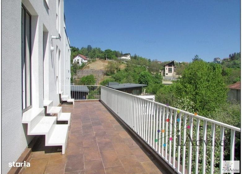 Apartament cu 2 camere în Centrul Istoric