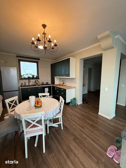 Apartament cu 3 camere în Inel II