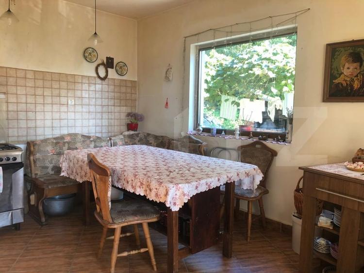 Casă individuală cu 4 camere cu Canalizare în Tărlungeni