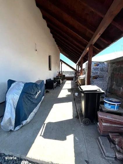 Casă cu 4 camere în Șelimbăr
