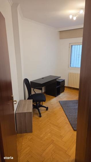 Apartament cu 3 camere în Primăverii