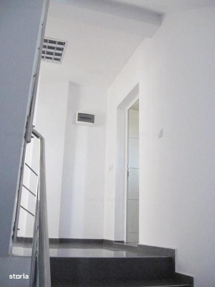 Casă cu 4 camere în Gheorghe Doja