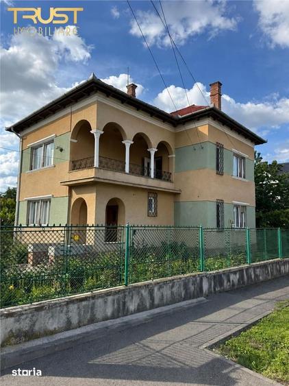 Casă cu 5 camere cu Teren 406 Mp în Gheorgheni