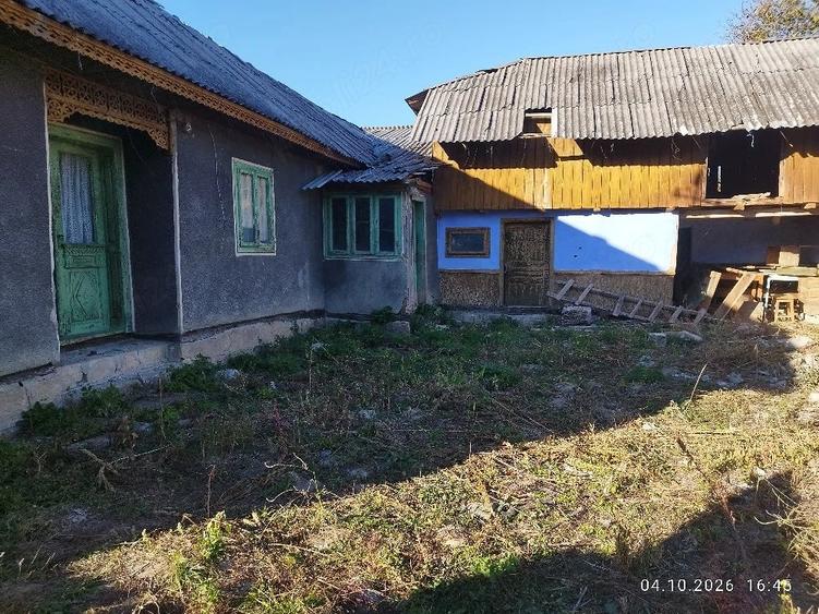 Teren de 1000 mp, în Soveja