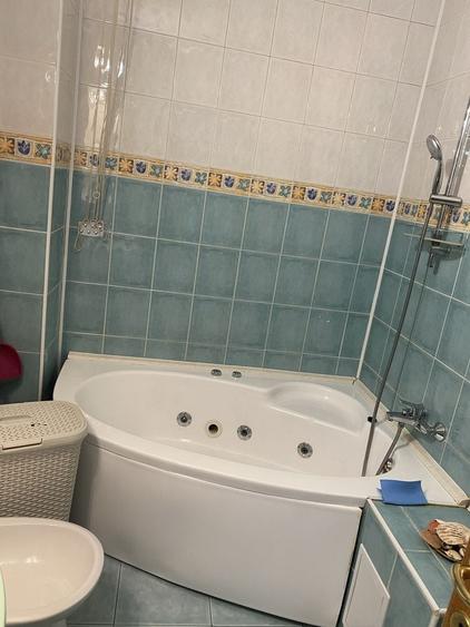 Apartament cu 2 camere semidecomandat în 1 Mai