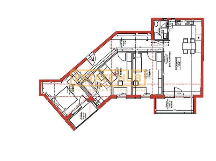 Apartament cu 4 camere semidecomandat în Central