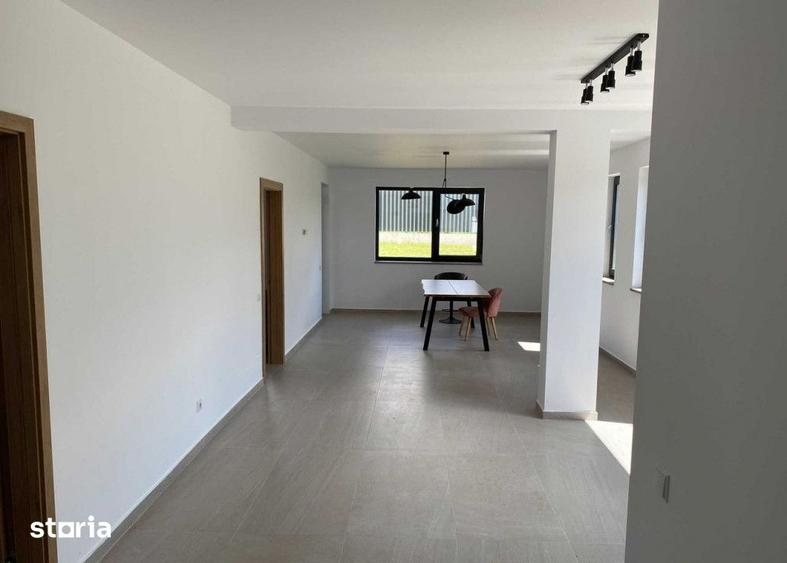 Spațiu comercial, de 80 mp, în Apahida
