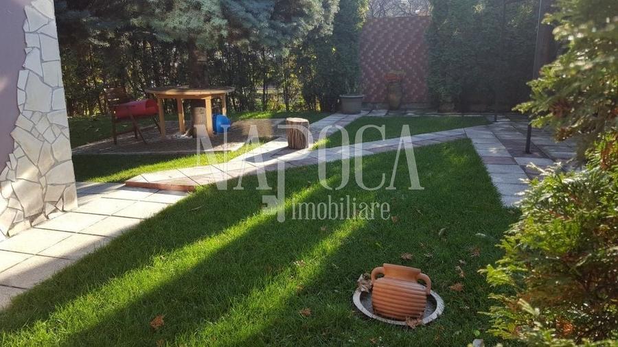 Casă individuală cu 5 camere cu Canalizare în Andrei Mureșanu