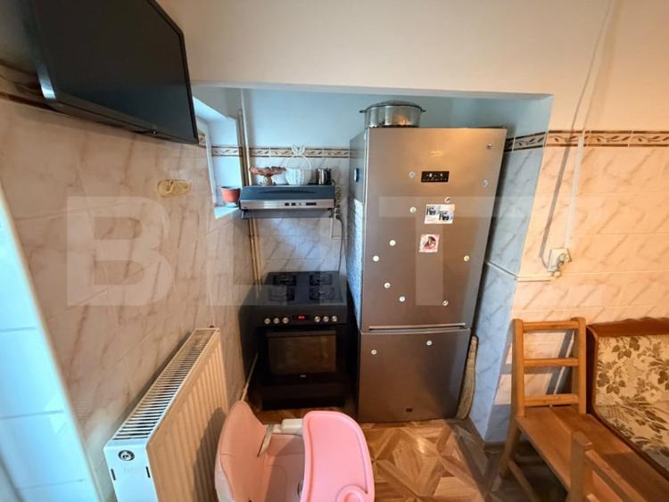 Apartament cu 3 camere decomandat în Micro 11
