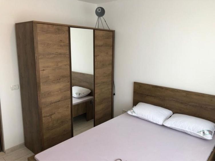 Apartament cu 2 camere semidecomandat în Take Ionescu